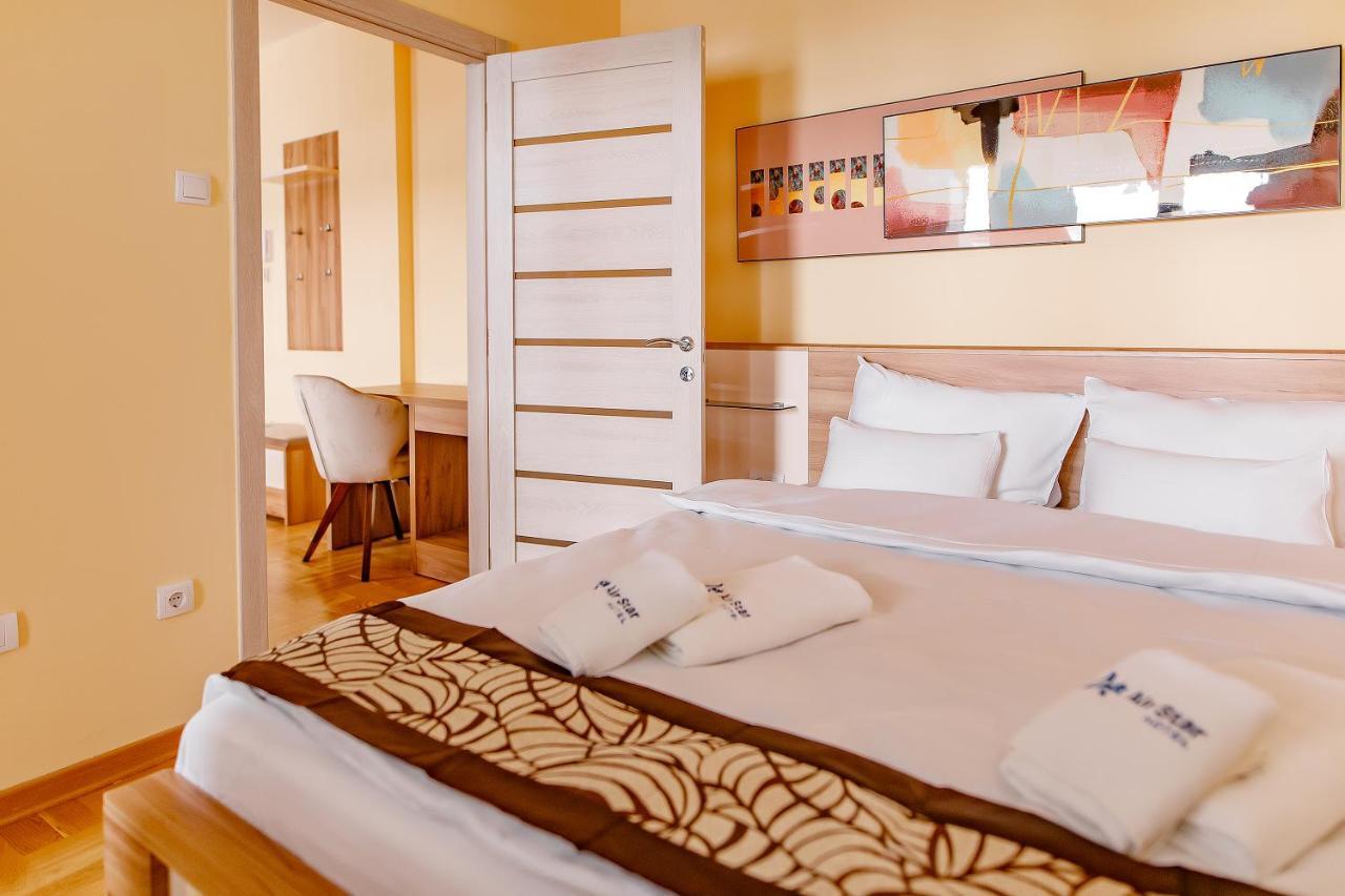 Готель Airstar Surcin Екстер'єр фото